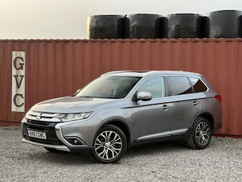 Used Mitsubishi Outlander 2018 for sale - 77768652: Photo