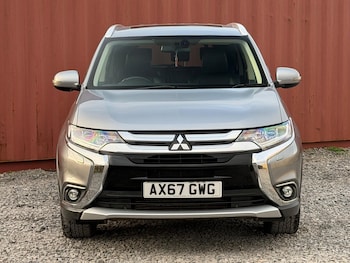 Used Mitsubishi Outlander 2018 for sale - 77768652: Photo