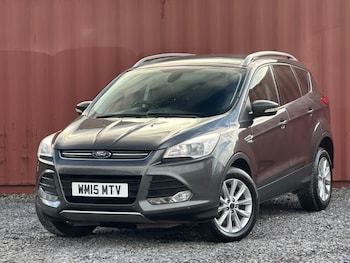 Used Ford Kuga 2015 for sale - 76702512: Photo