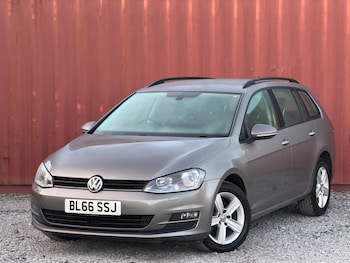 Used Volkswagen Golf 2016 for sale - 79388552: Photo
