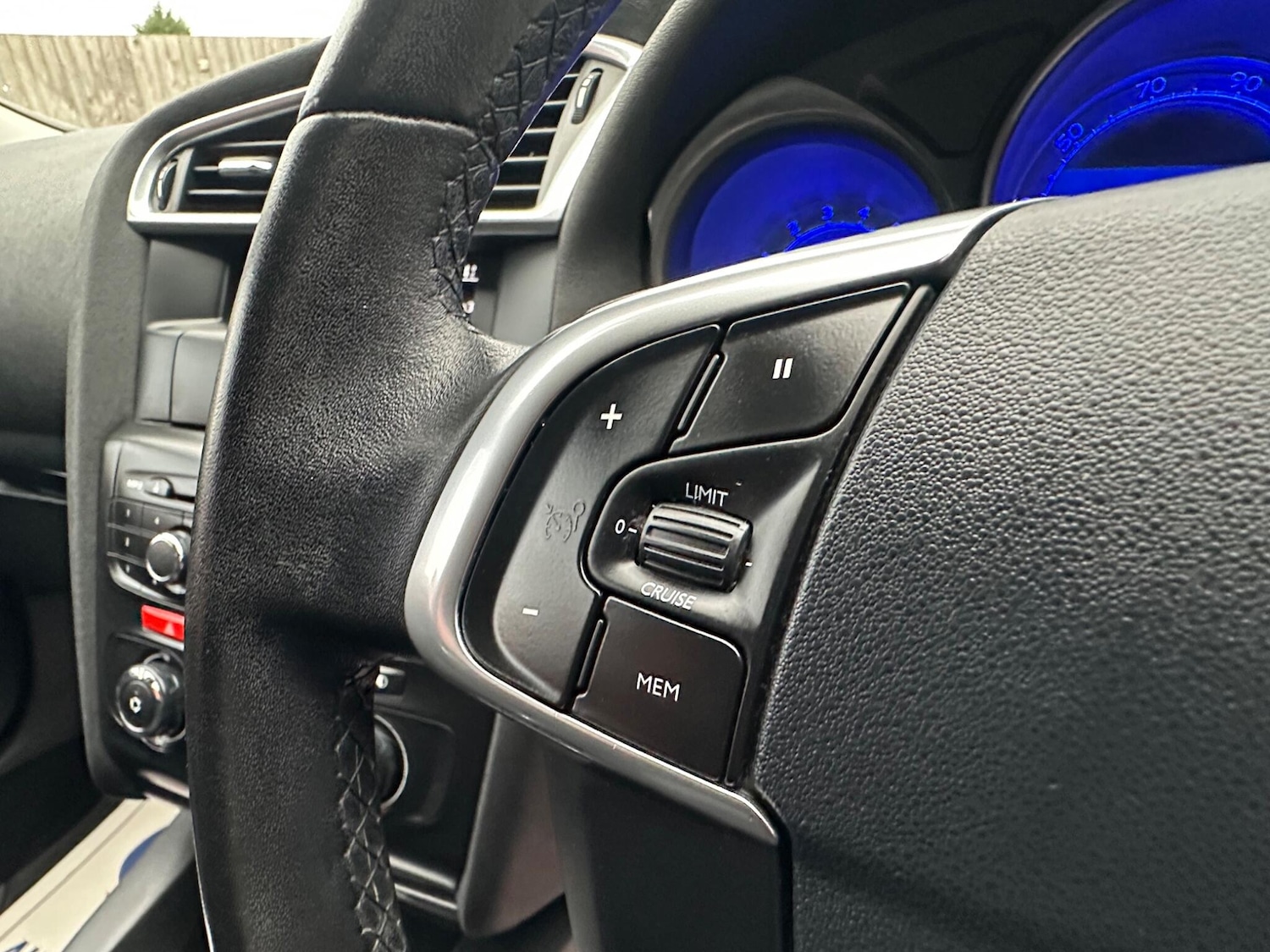 Used Citroen C4 for sale - 76701480: Photo 49