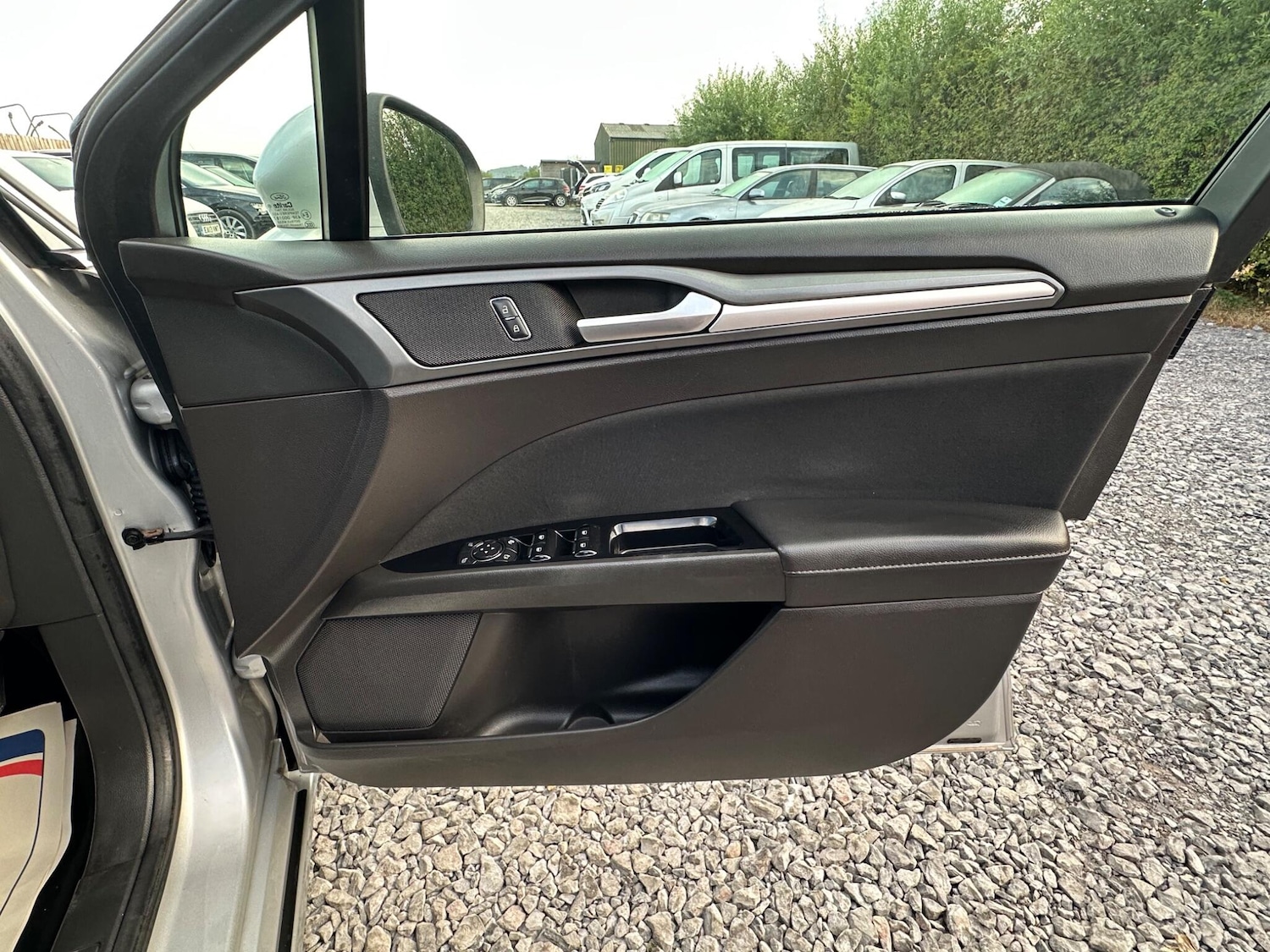 Used Ford Mondeo for sale - 76702469: Photo 45