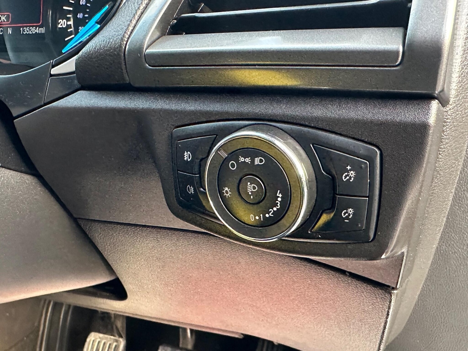 Used Ford Mondeo for sale - 76702469: Photo 47