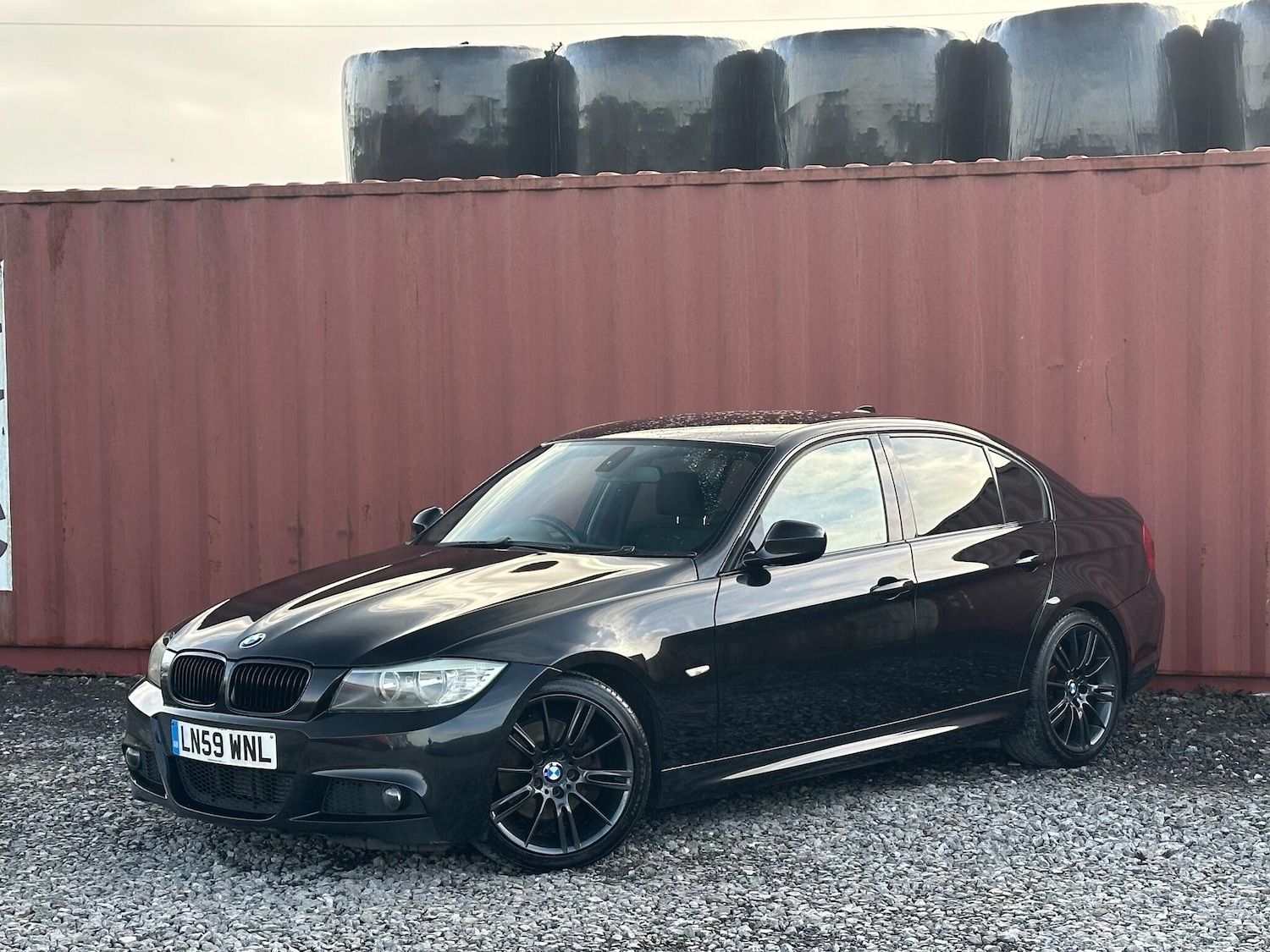 Used BMW 3 Series 2009 for sale - 77612631: Photo 2