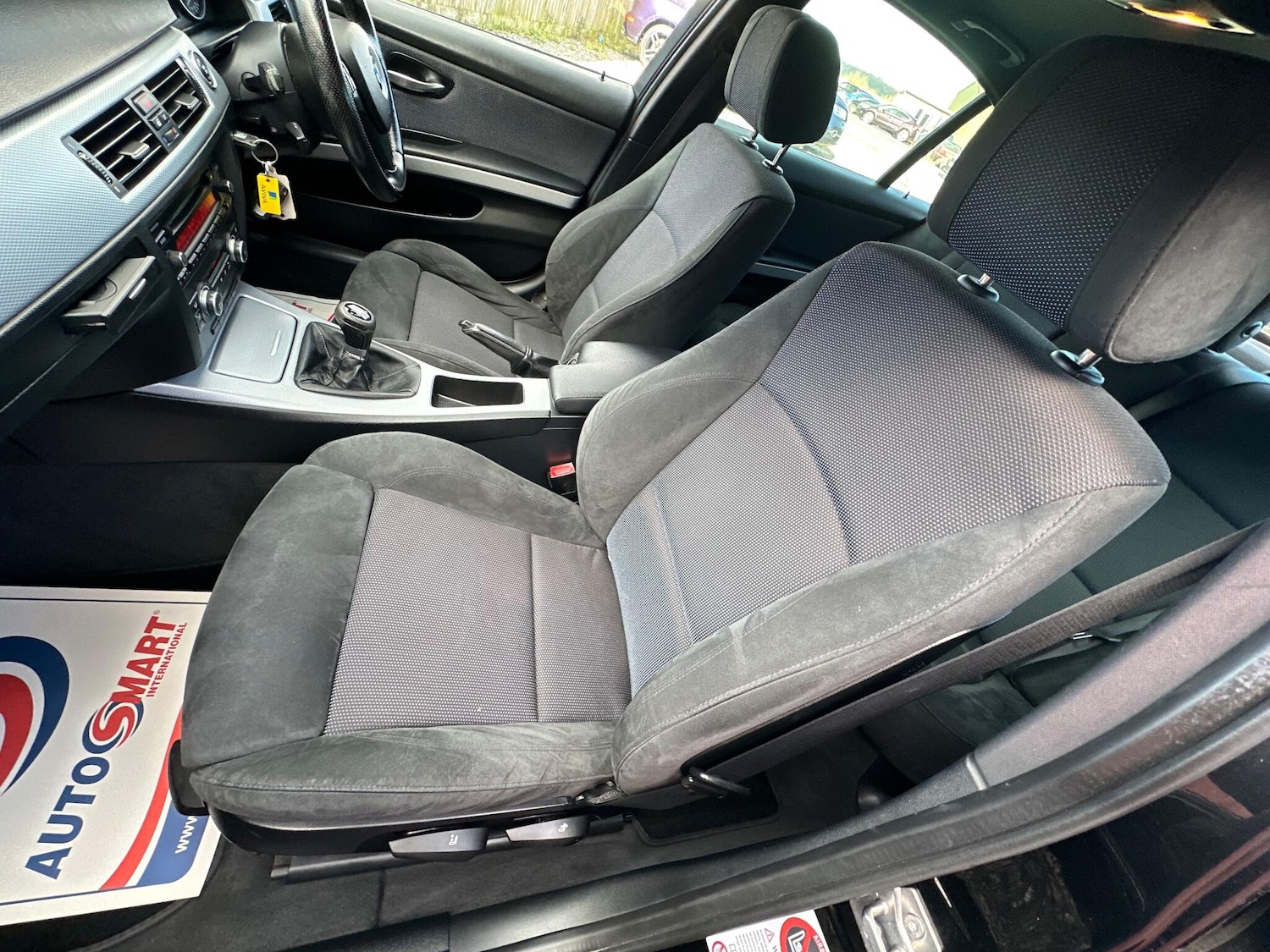 Used BMW 3 Series 2009 for sale - 77612631: Photo 60