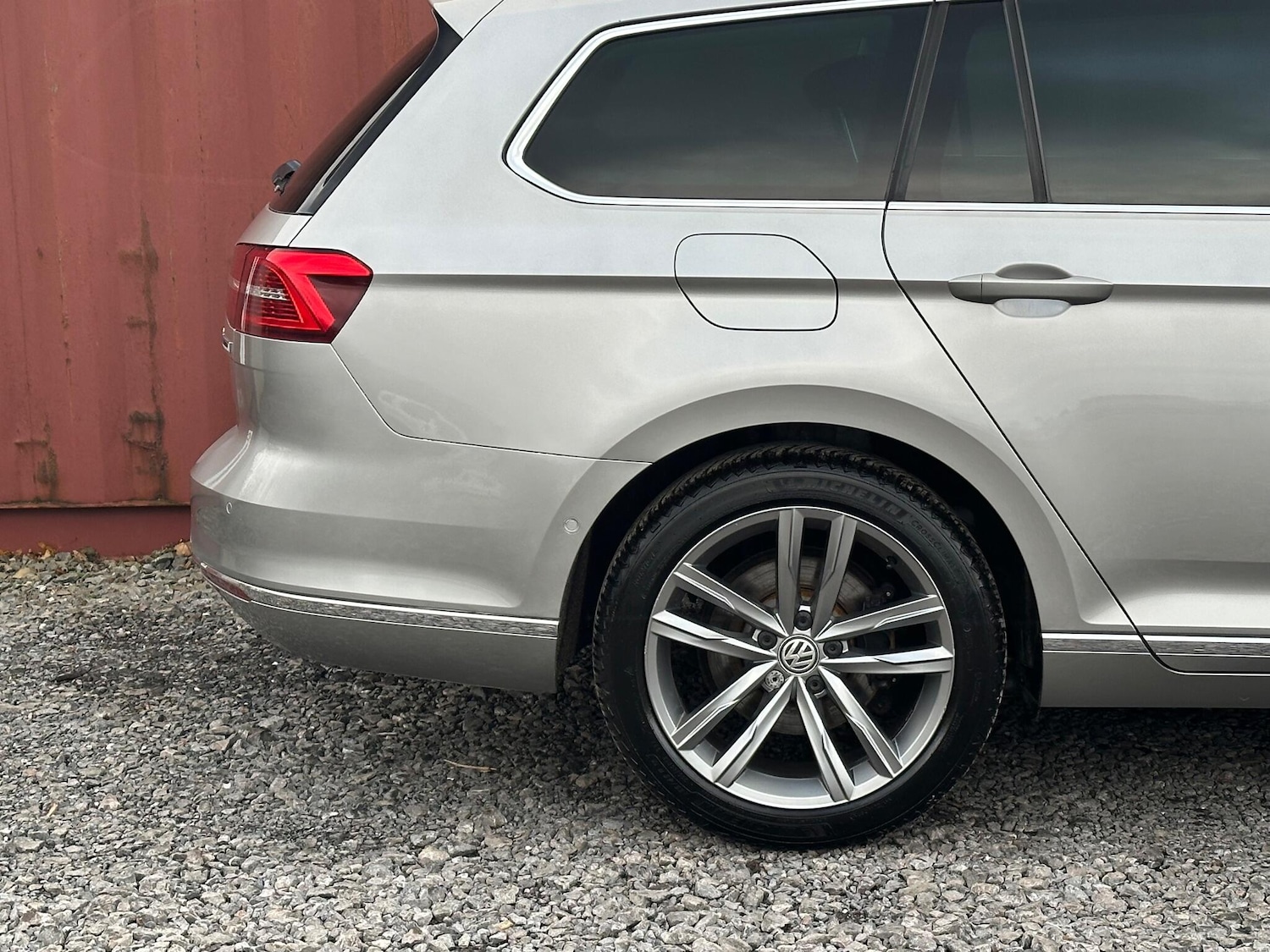 Used Volkswagen Passat 2016 for sale - 76886886: Photo 32