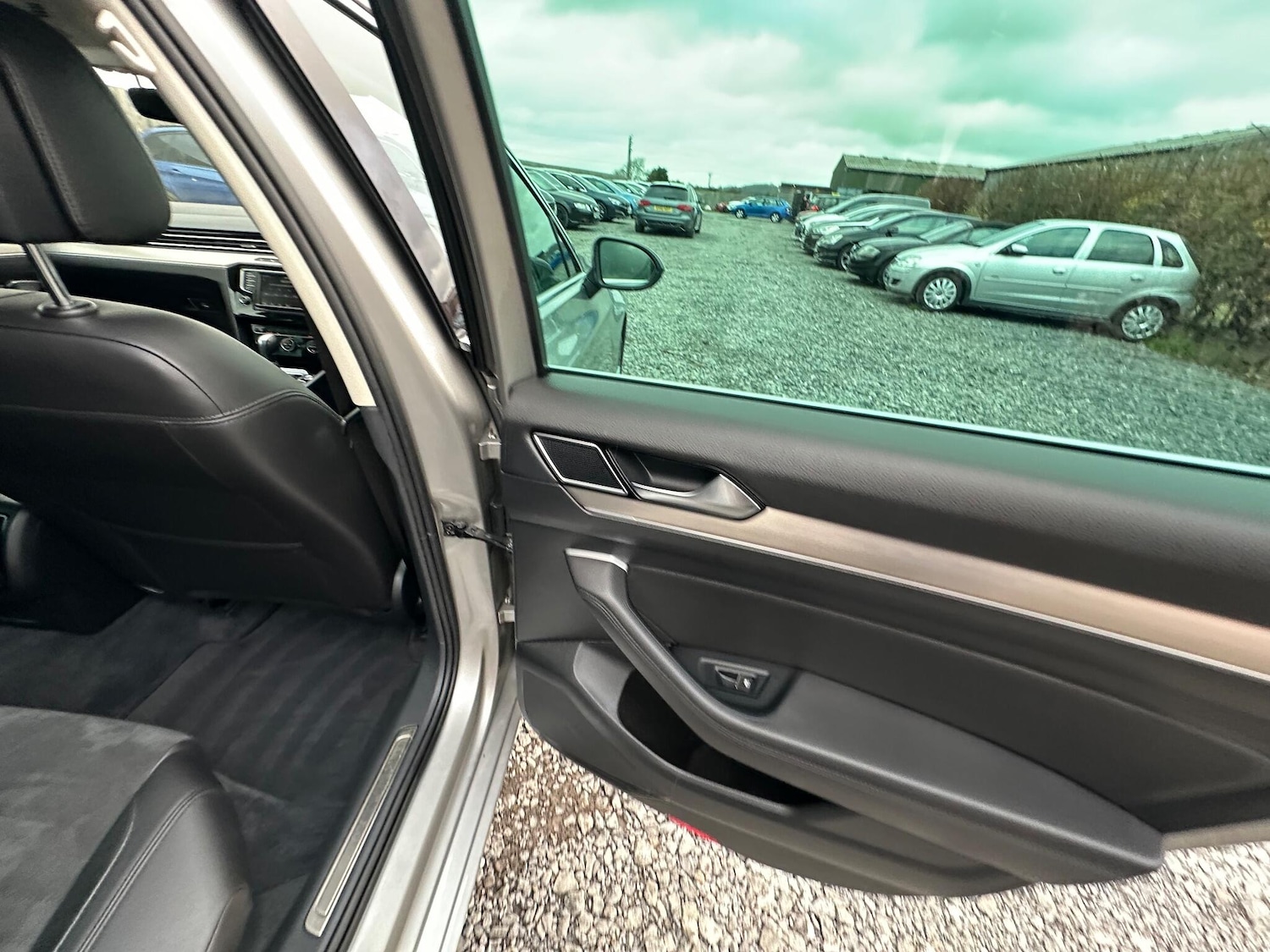 Used Volkswagen Passat 2016 for sale - 76886886: Photo 62