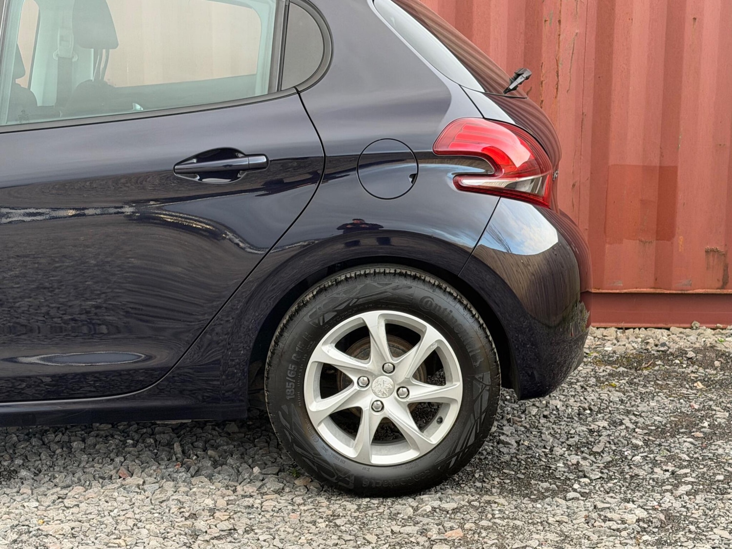 Used Peugeot 208 2015 for sale - 77853494: Photo 15