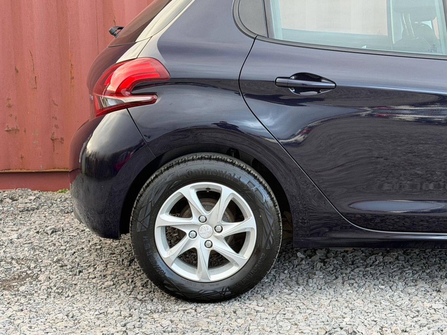 Used Peugeot 208 2015 for sale - 77853494: Photo 26