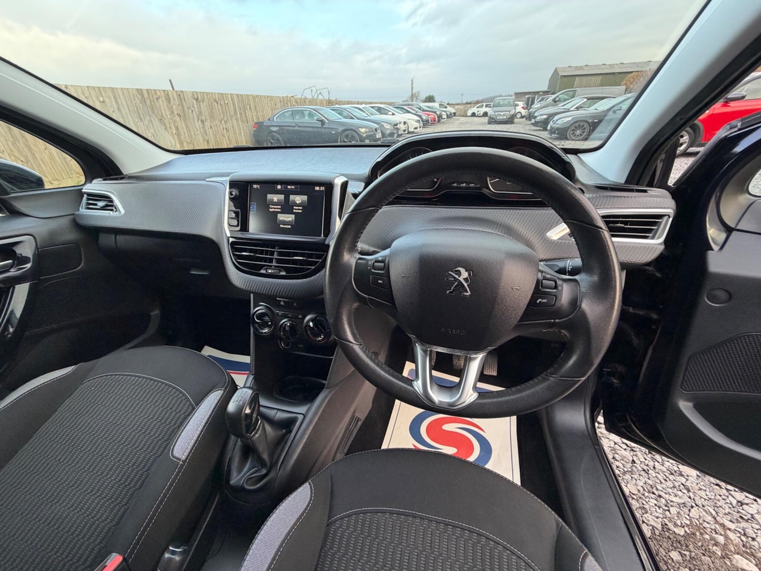 Used Peugeot 208 2015 for sale - 77853494: Photo 33