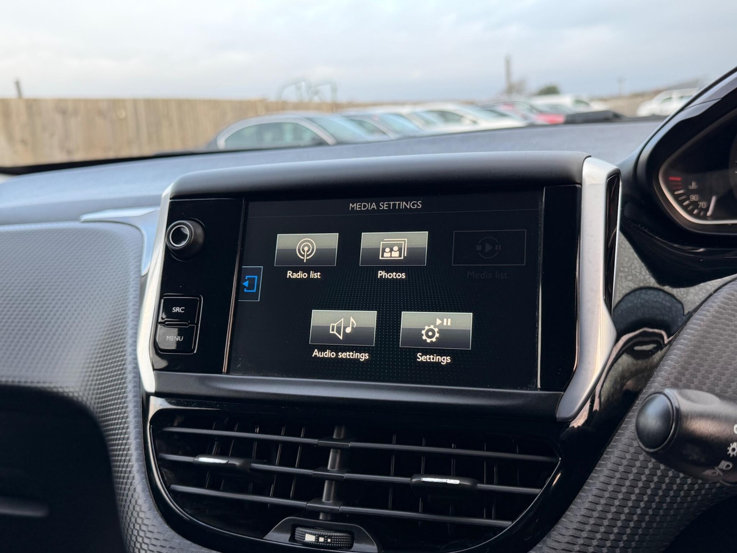 Used Peugeot 208 2015 for sale - 77853494: Photo 45