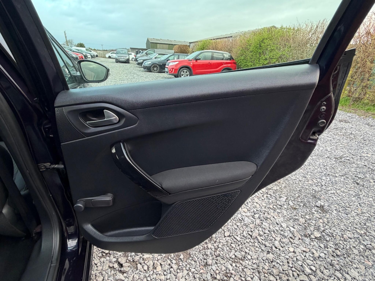 Used Peugeot 208 2015 for sale - 77853494: Photo 51