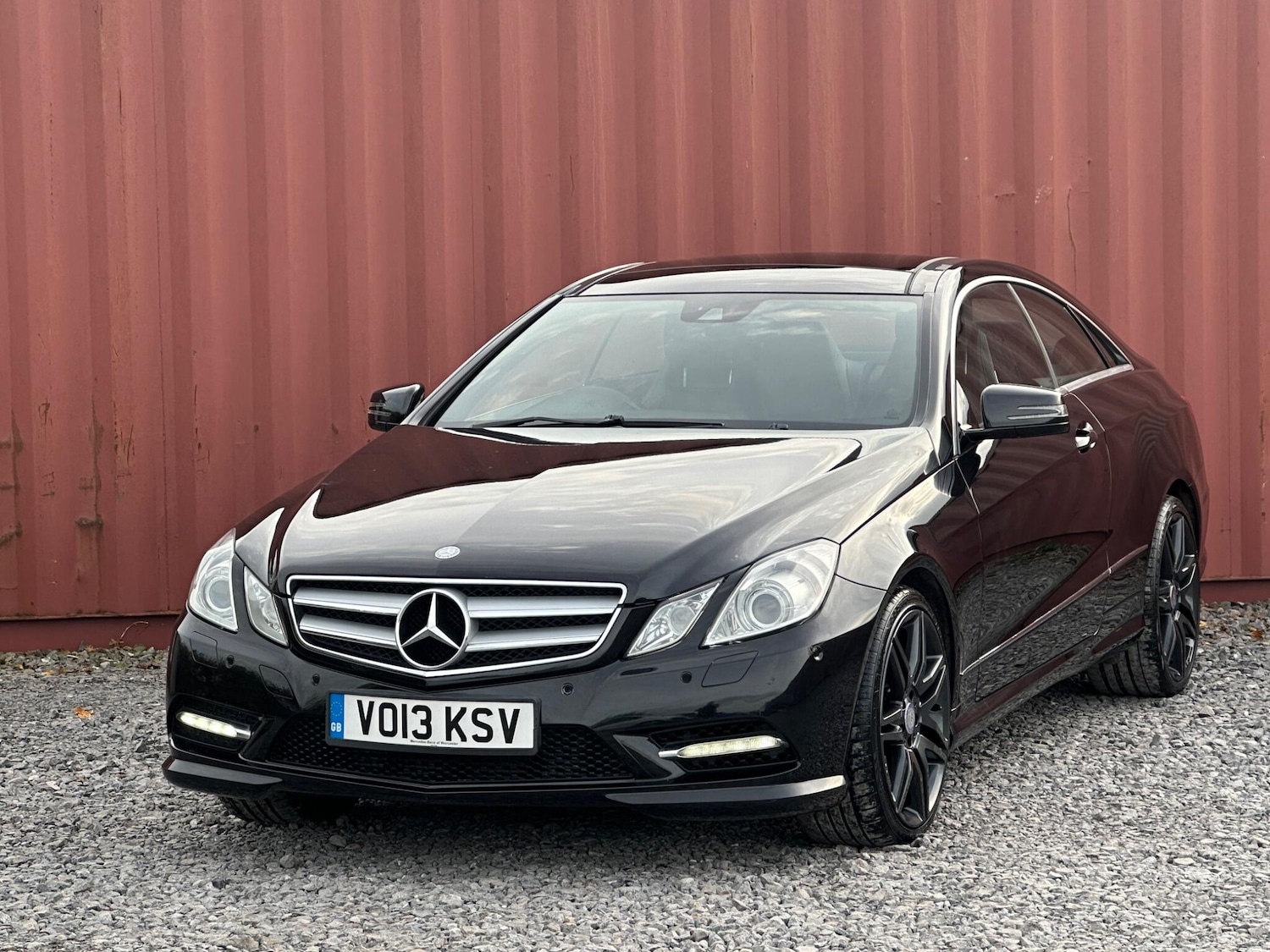 Used Mercedes-Benz E Class 2013 for sale - 76936569: Photo 10