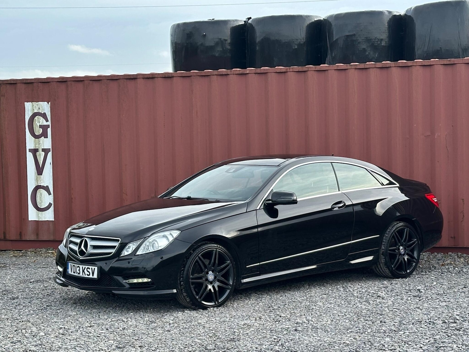 Used Mercedes-Benz E Class 2013 for sale - 76936569: Photo 12