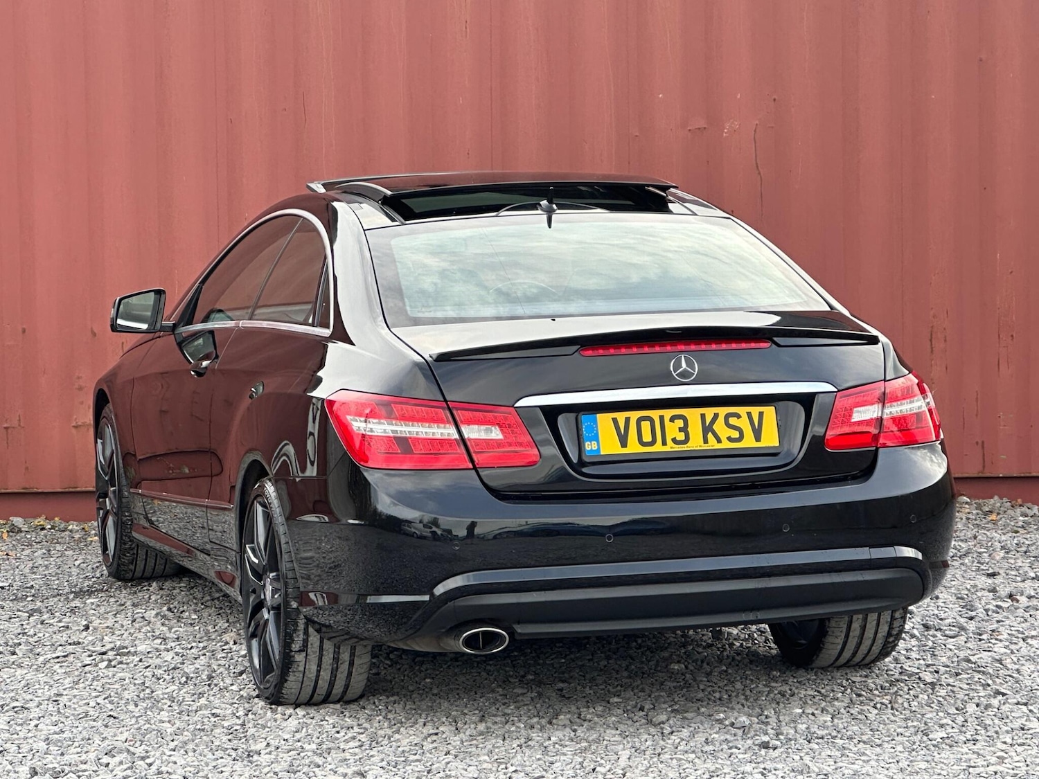 Used Mercedes-Benz E Class 2013 for sale - 76936569: Photo 23