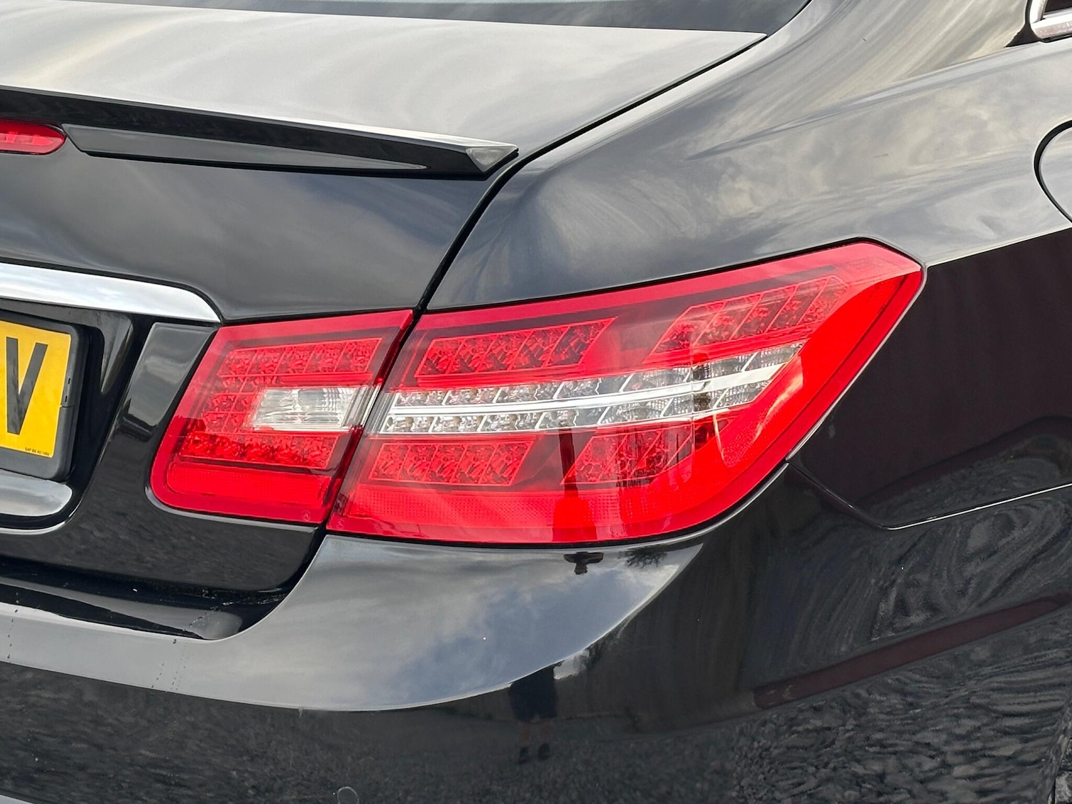 Used Mercedes-Benz E Class 2013 for sale - 76936569: Photo 28