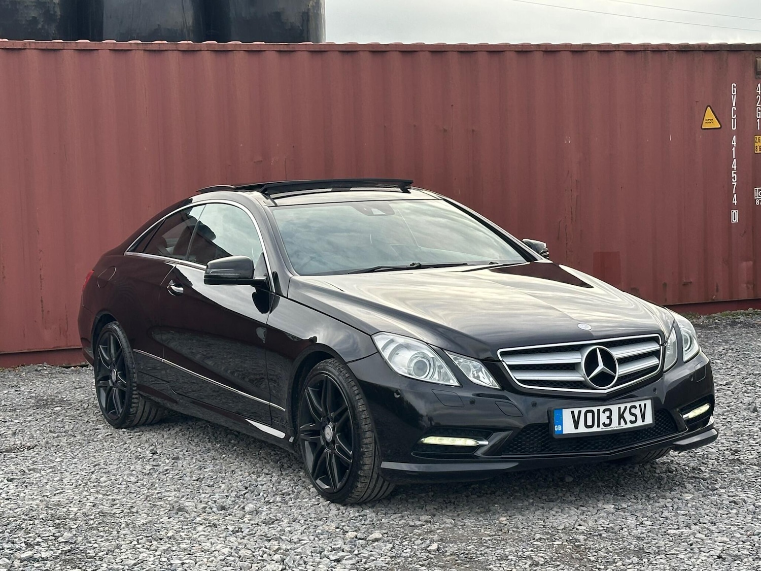 Used Mercedes-Benz E Class 2013 for sale - 76936569: Photo 43