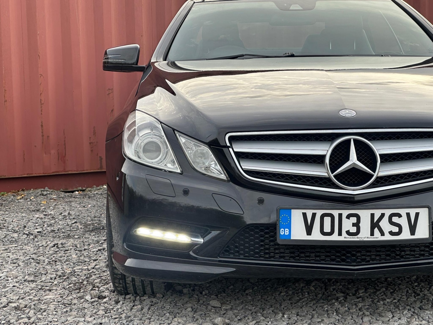 Used Mercedes-Benz E Class 2013 for sale - 76936569: Photo 5