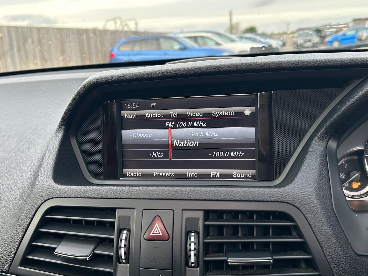 Used Mercedes-Benz E Class 2013 for sale - 76936569: Photo 65