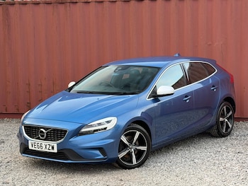 Used Volvo V40 2016 for sale - 79509447: Photo