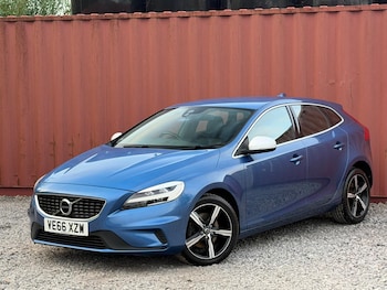 Used Volvo V40 2016 for sale - 79509447: Photo