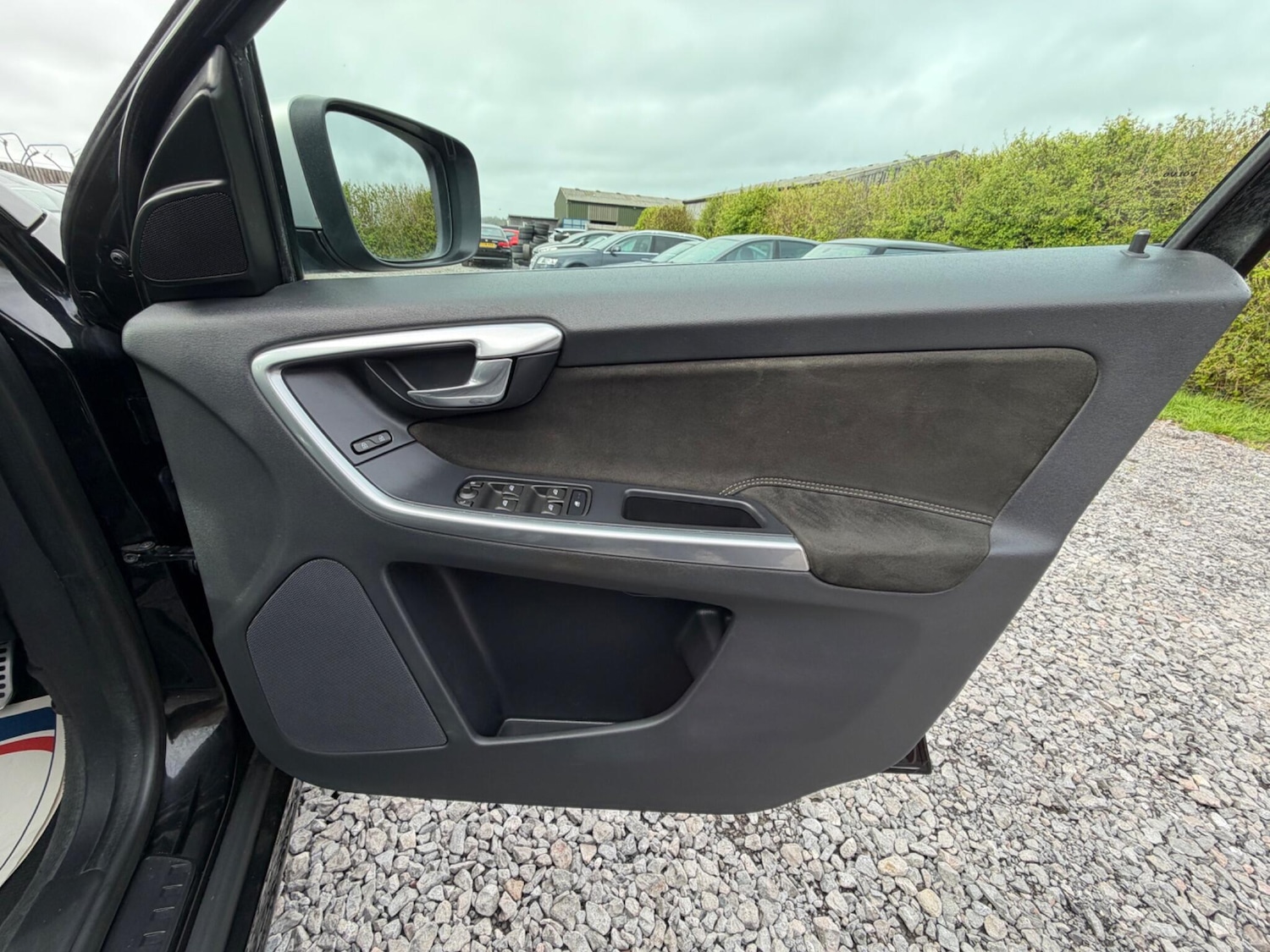 Used Volvo XC60 2016 for sale - 78127430: Photo 41