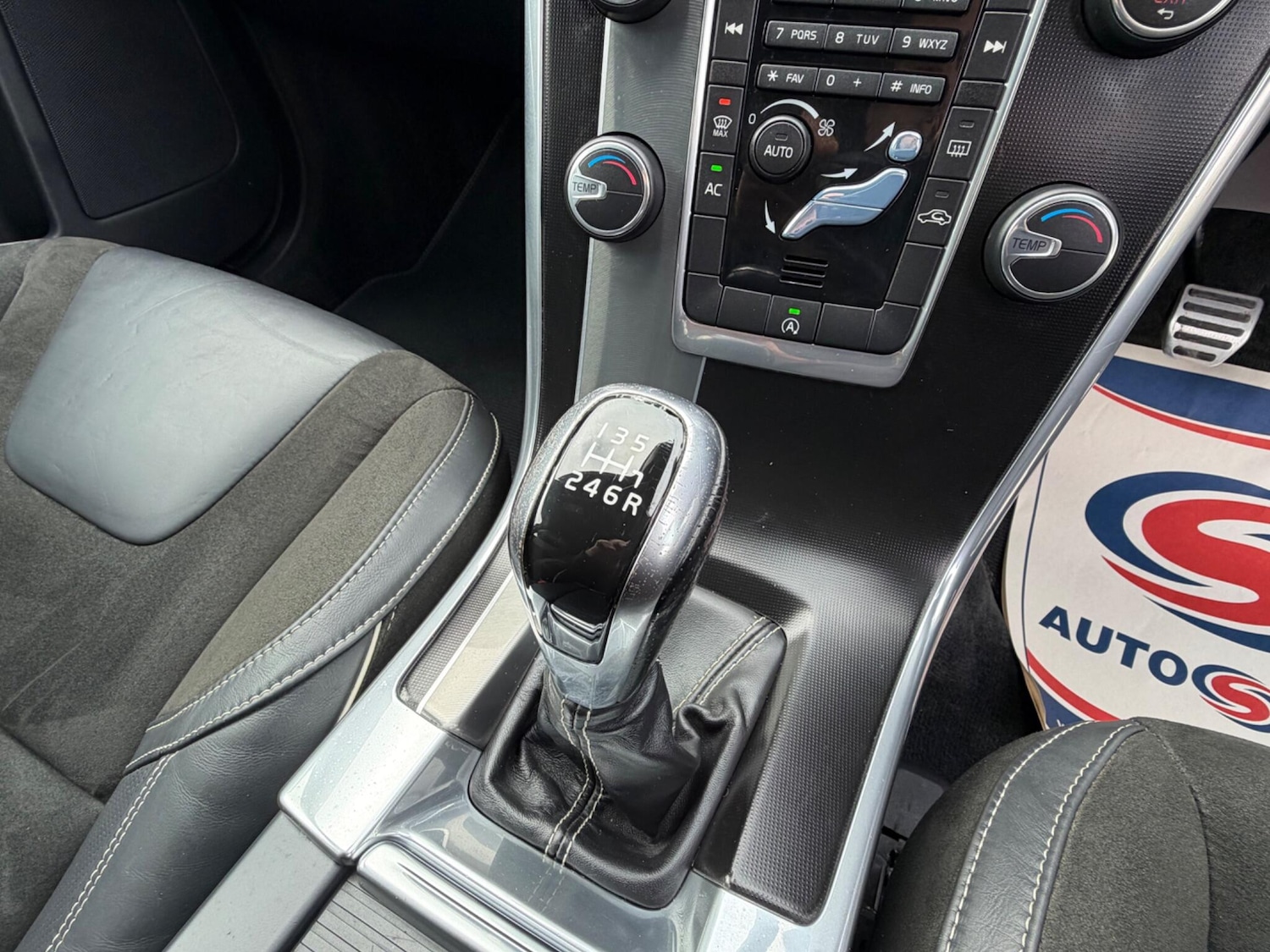 Used Volvo XC60 2016 for sale - 78127430: Photo 55