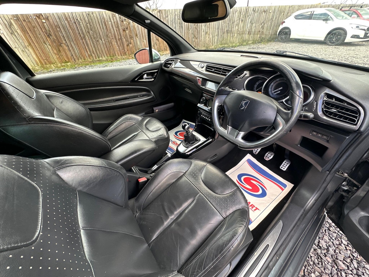 Used Citroen DS3 2012 for sale - 77255437: Photo 32