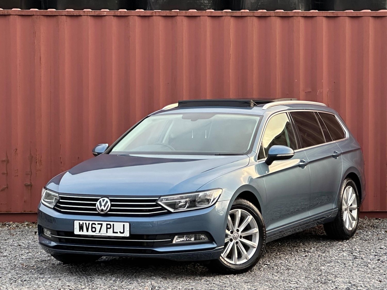 Used Volkswagen Passat for sale - 76701047: Photo 1