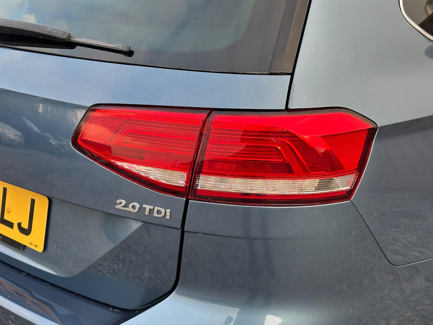 Used Volkswagen Passat for sale - 76701047: Photo 28