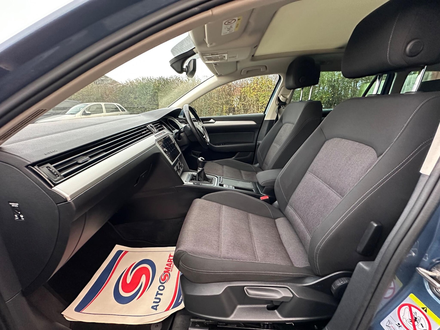 Used Volkswagen Passat for sale - 76701047: Photo 80