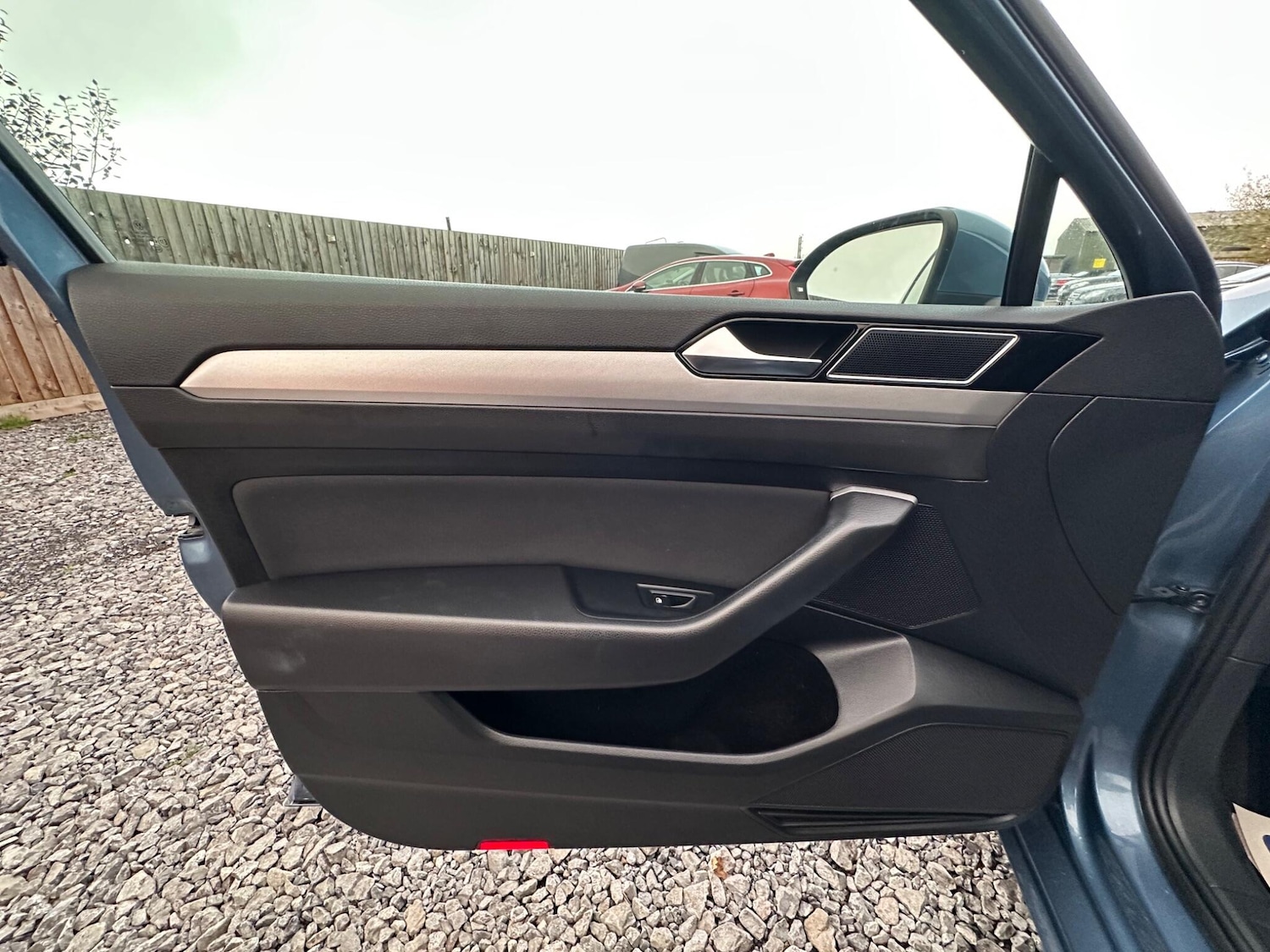 Used Volkswagen Passat for sale - 76701047: Photo 83