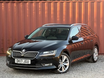 Used Skoda Superb 2017 for sale - 79213079: Photo