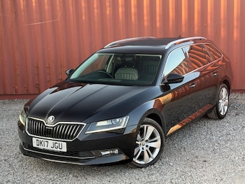 Used Skoda Superb 2017 for sale - 79213079: Photo