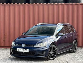 Used Volkswagen Golf 2017 for sale - 78547927: Photo