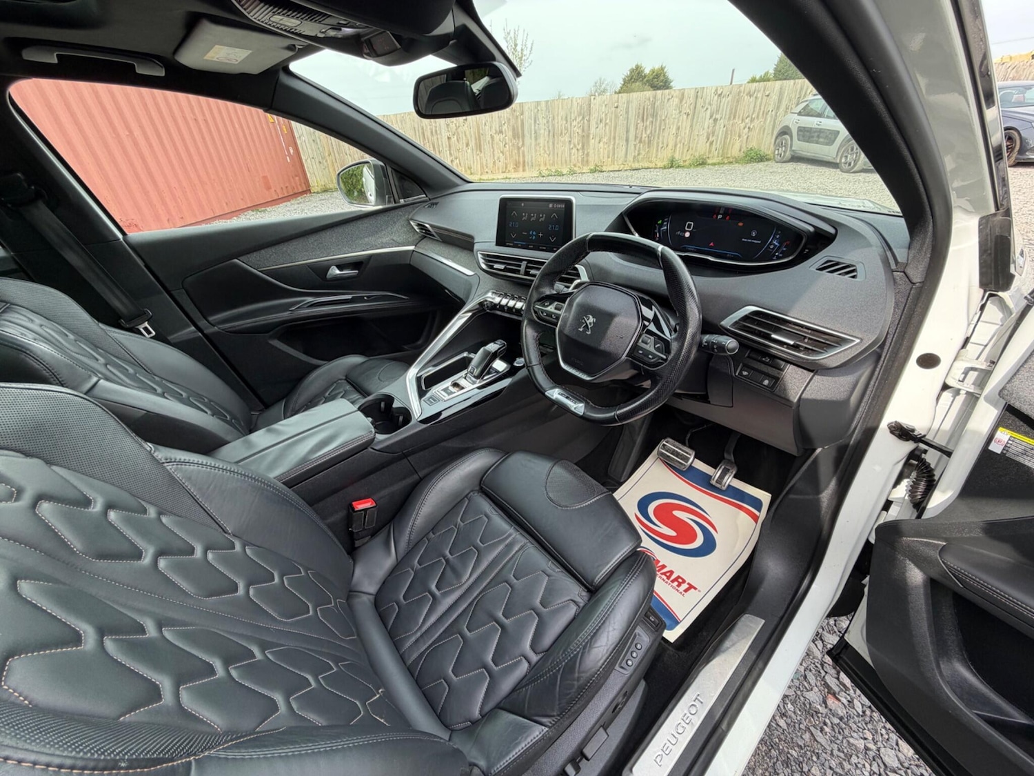 Used Peugeot 5008 2017 for sale - 78204614: Photo 35