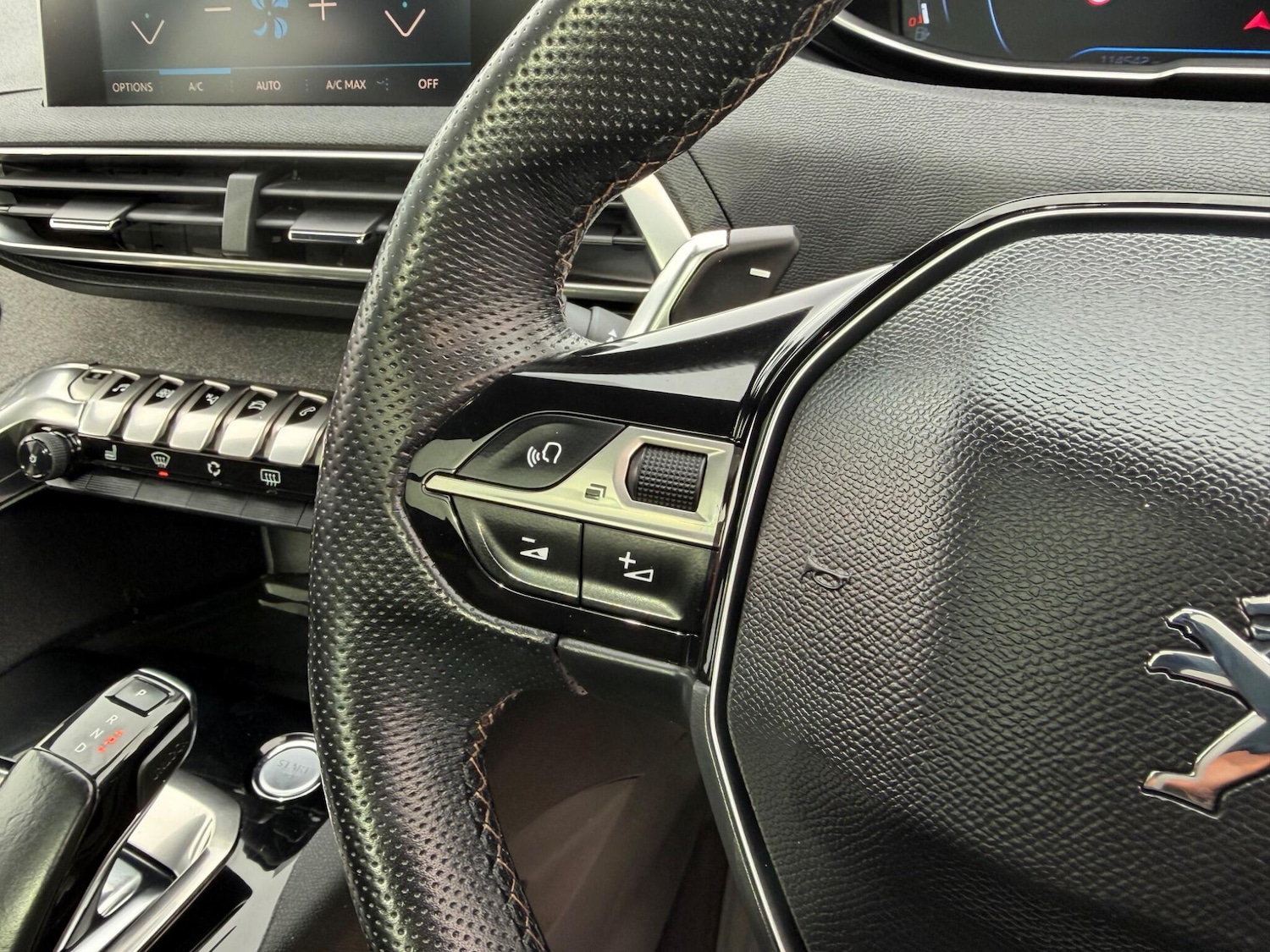 Used Peugeot 5008 2017 for sale - 78204614: Photo 47