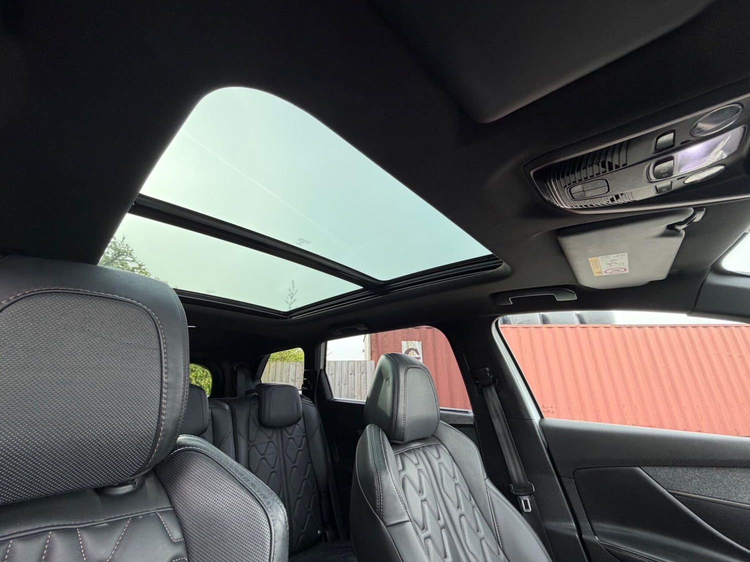 Used Peugeot 5008 2017 for sale - 78204614: Photo 49