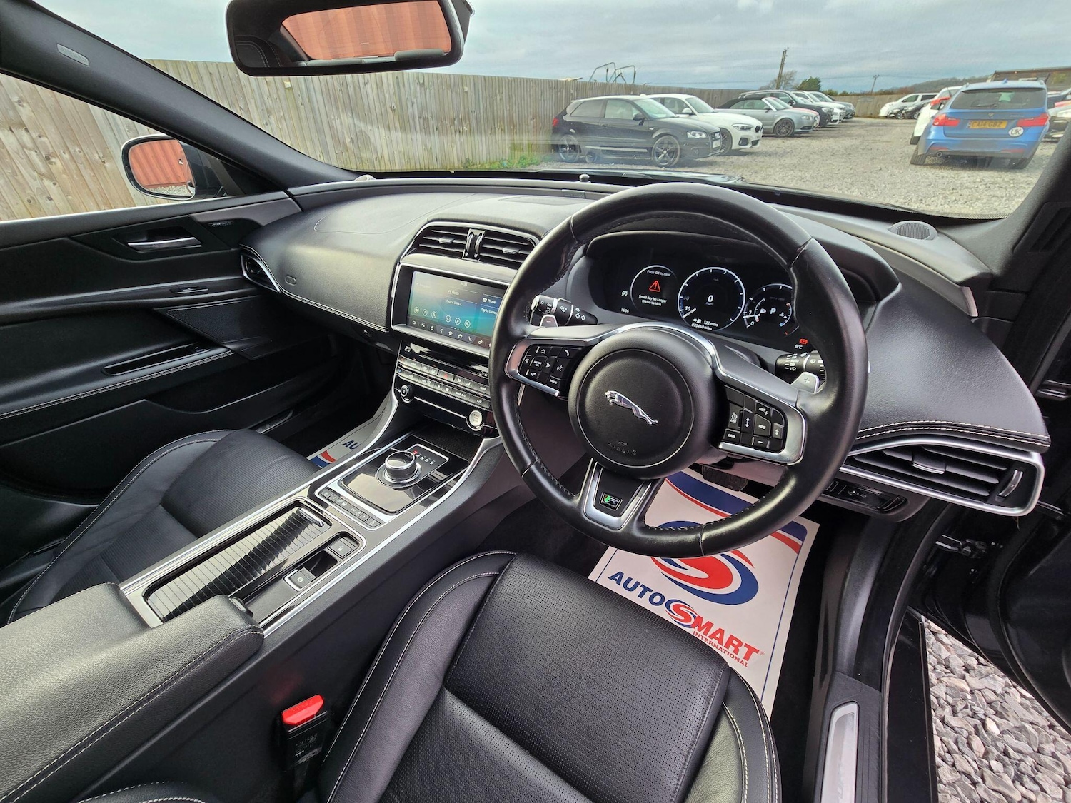 Used Jaguar XE for sale - 77784407: Photo 41