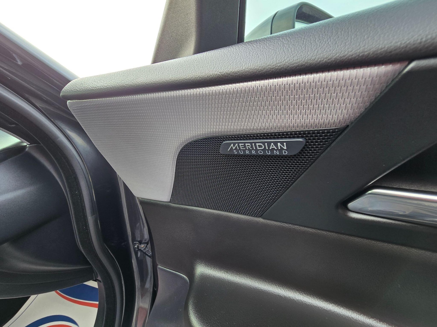 Used Jaguar XE for sale - 77784407: Photo 44