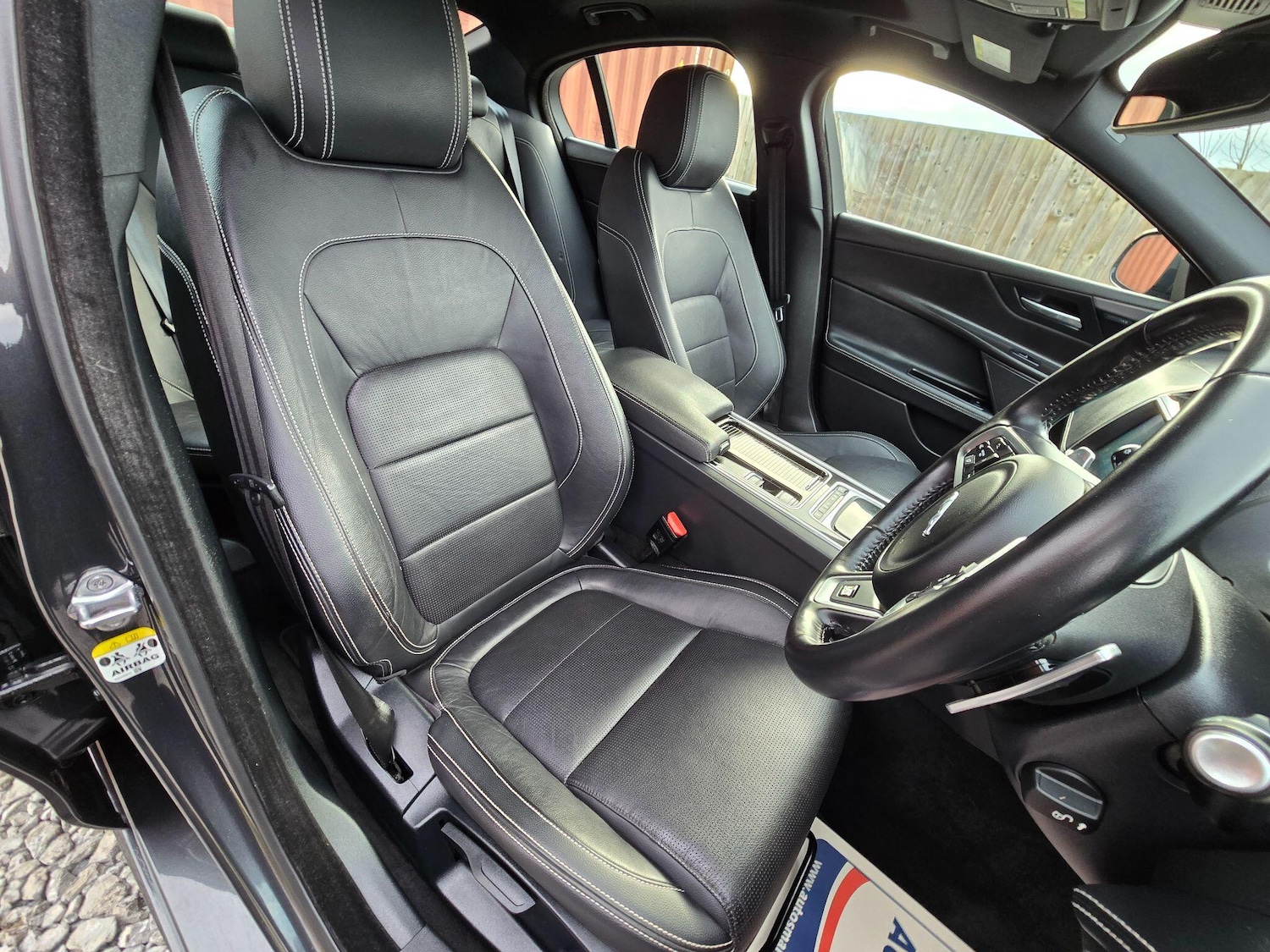 Used Jaguar XE for sale - 77784407: Photo 47