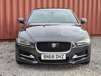 Used Jaguar XE 2018 for sale - 77784407: Photo