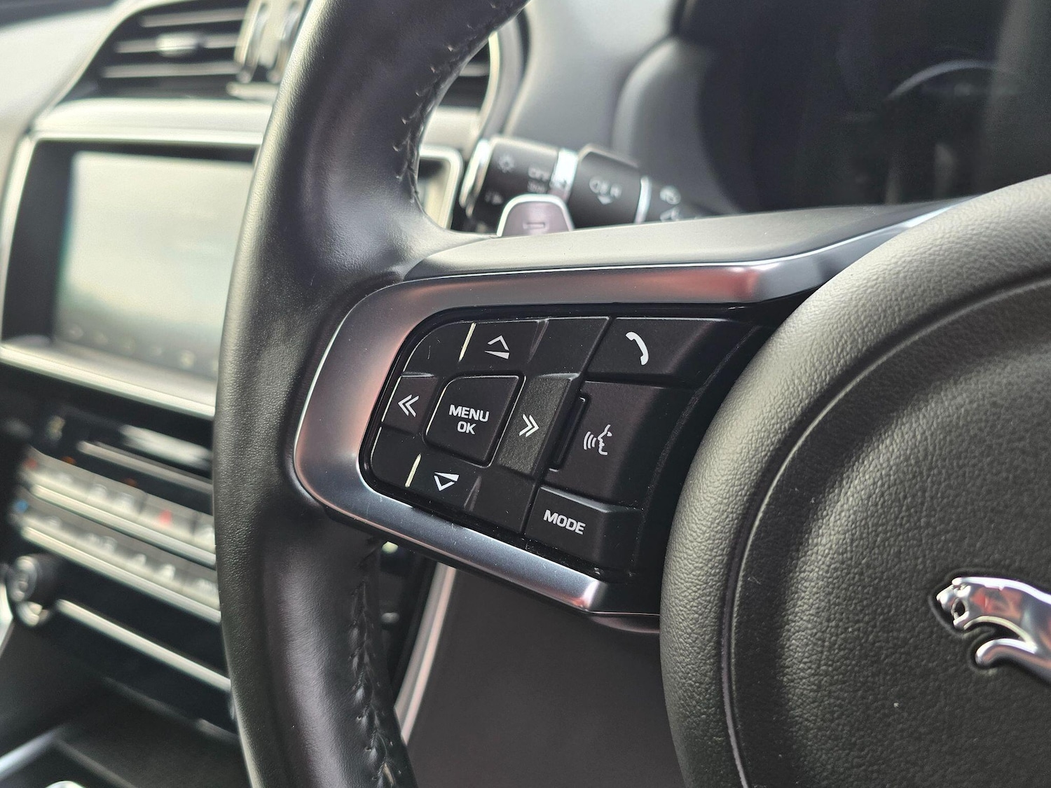 Used Jaguar XE for sale - 77784407: Photo 50