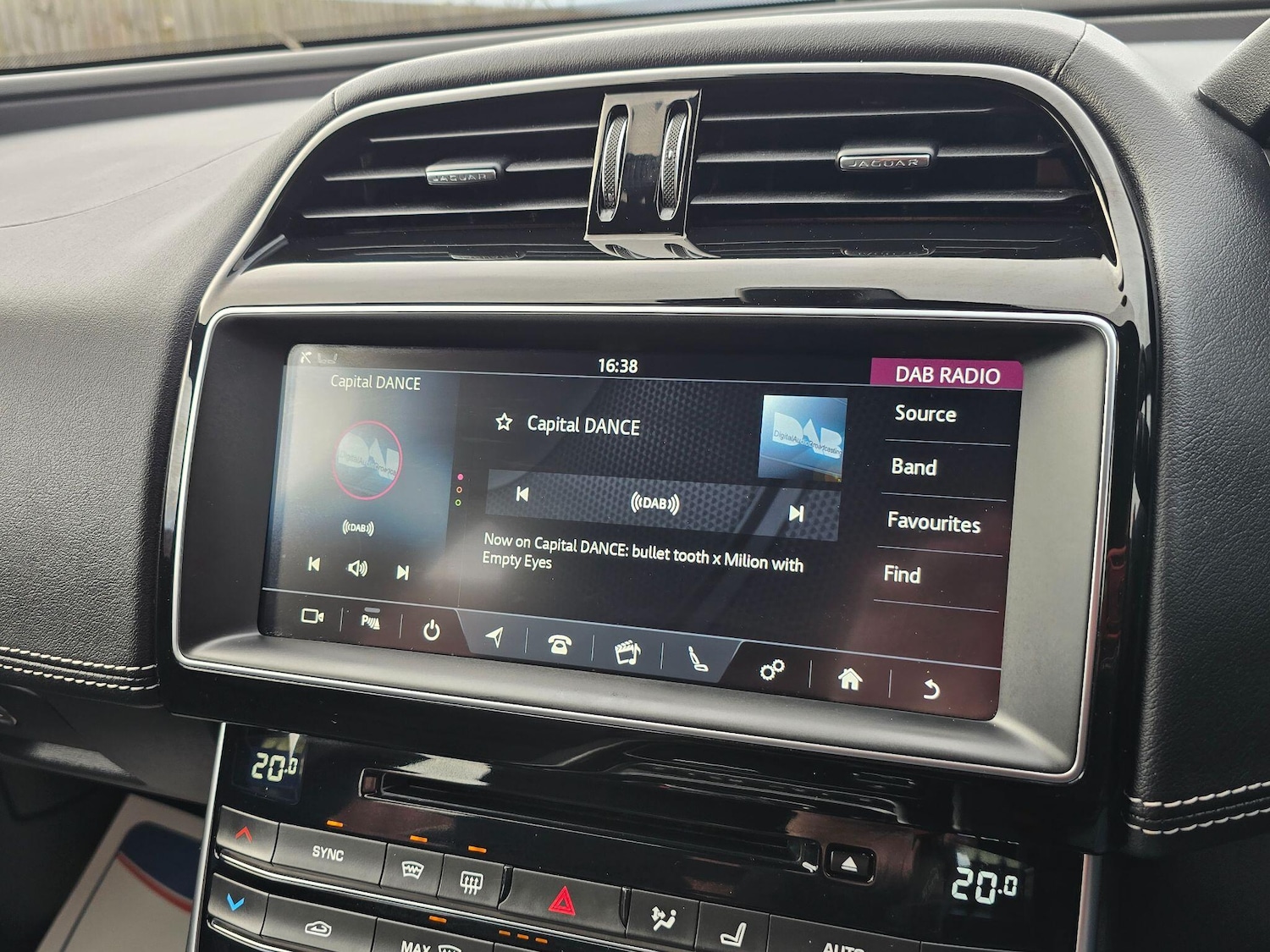 Used Jaguar XE for sale - 77784407: Photo 55