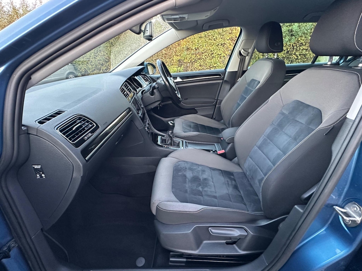 Used Volkswagen Golf for sale - 76701863: Photo 70