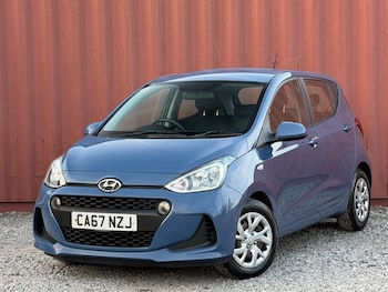 Used Hyundai i10 2018 for sale - 79296112: Photo