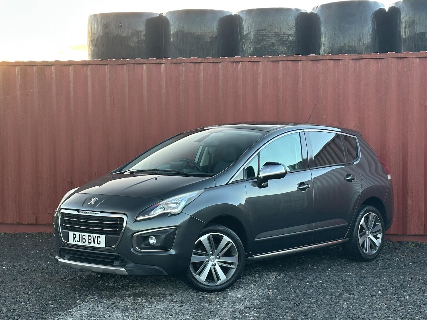 Used Peugeot 3008 2016 for sale - 77016355: Photo 2