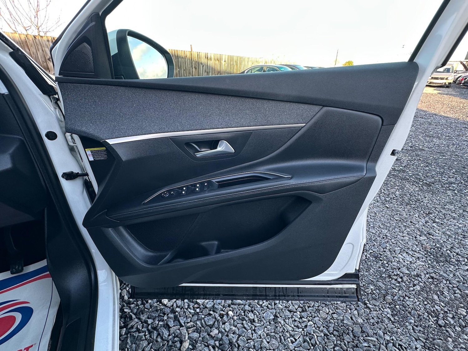 Used Peugeot 5008 2019 for sale - 77376846: Photo 40