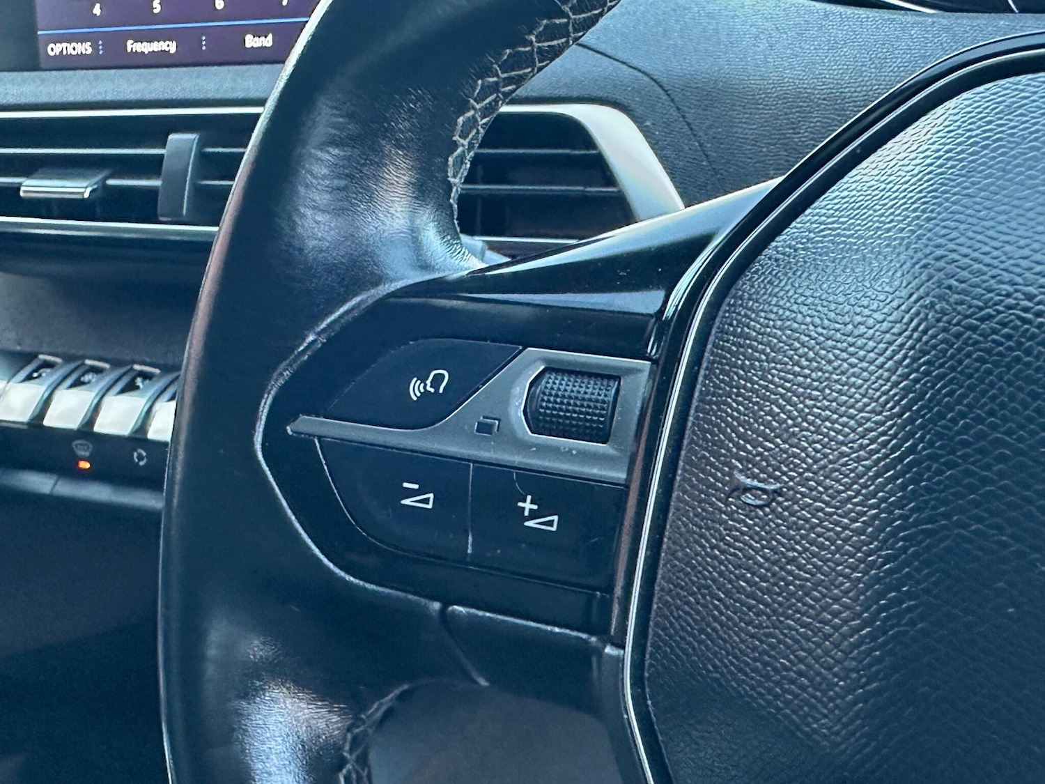 Used Peugeot 5008 2019 for sale - 77376846: Photo 46