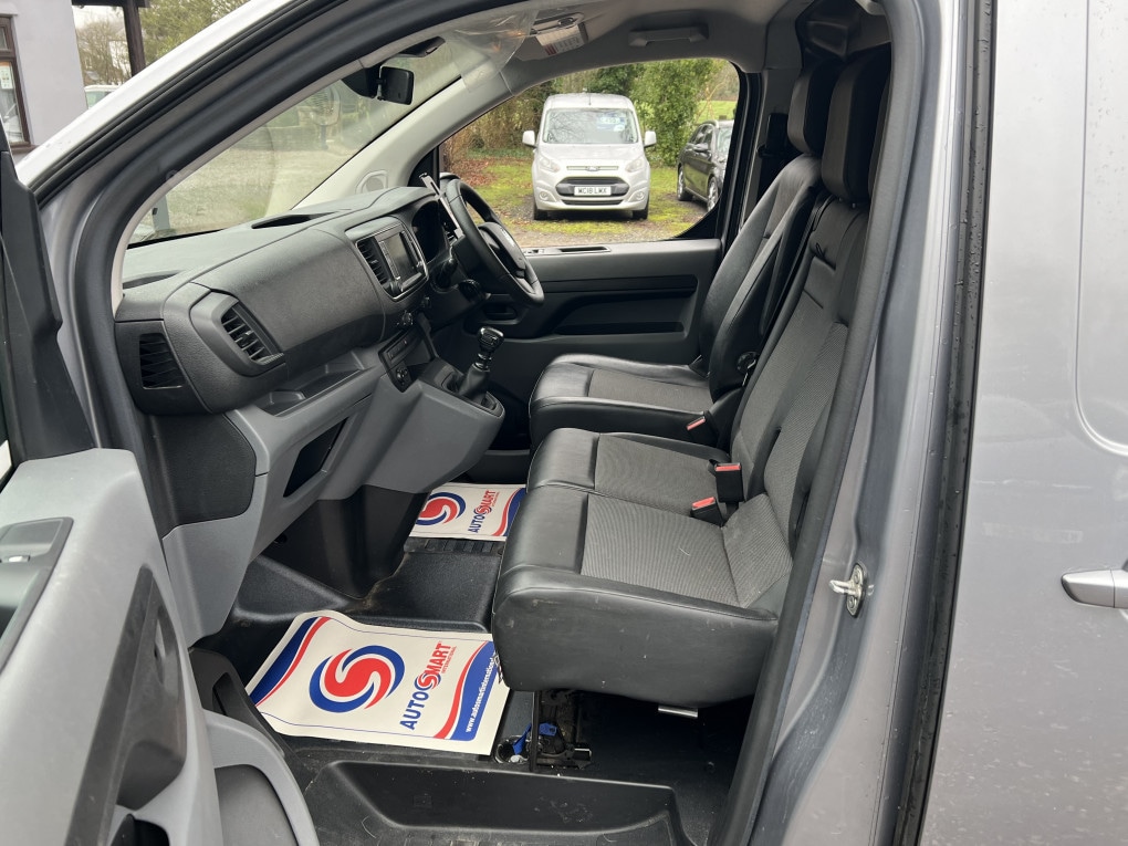 Used Vauxhall Vivaro 2020 for sale - 77140457: Photo 16